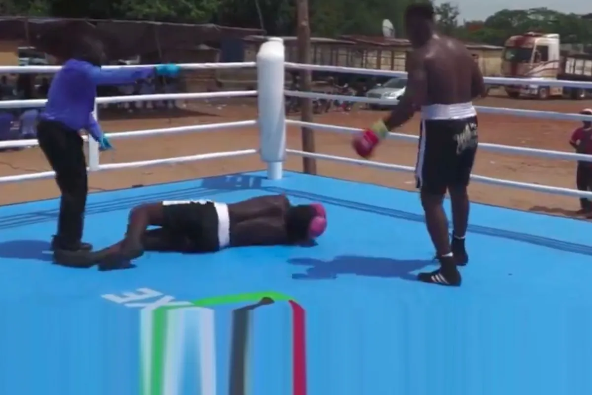 🎥 Was het een knock-out? Overwinning bokser wekt discussie op