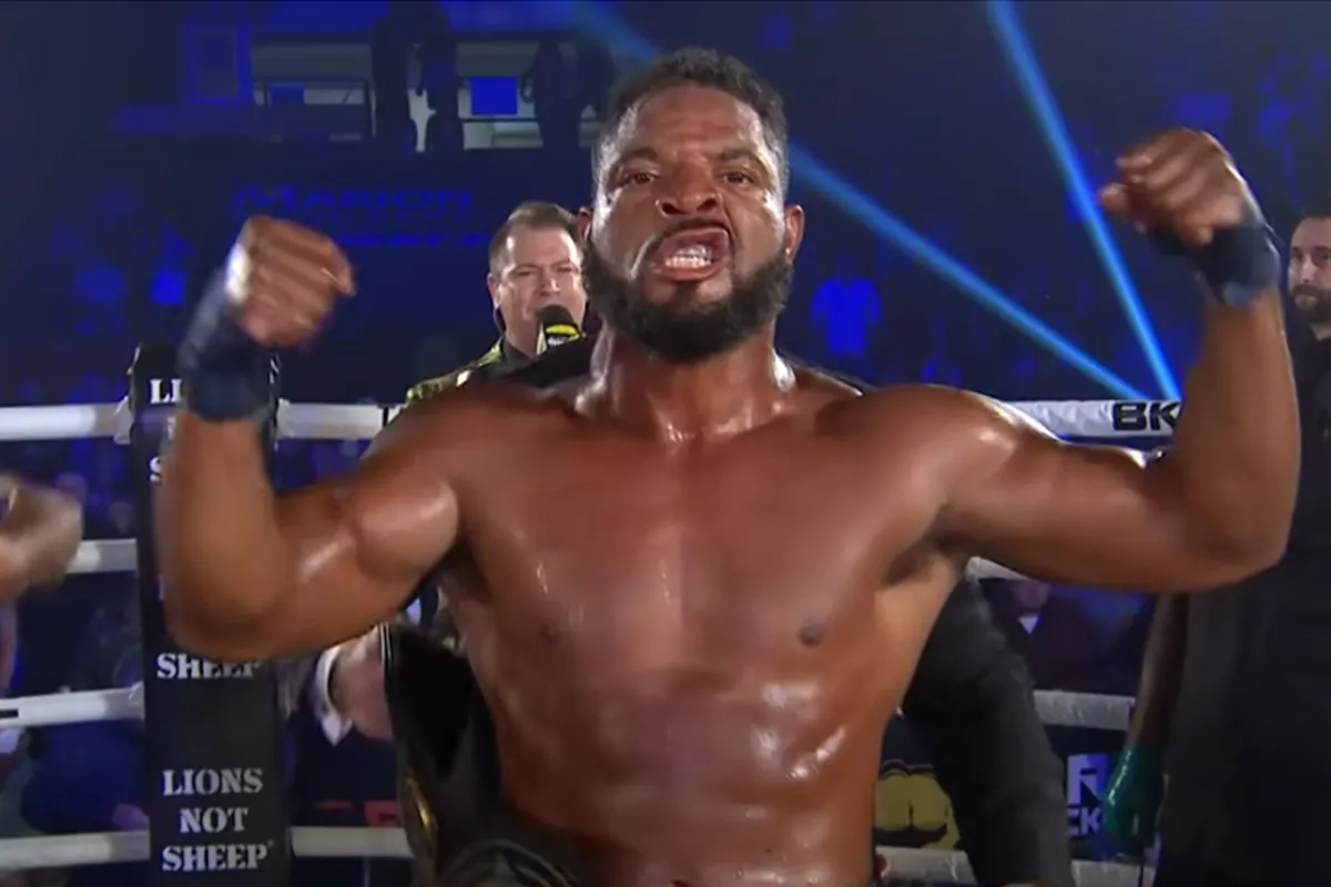 Extreme straf! Bokskampioen krijgt lange schorsing en hoge boete