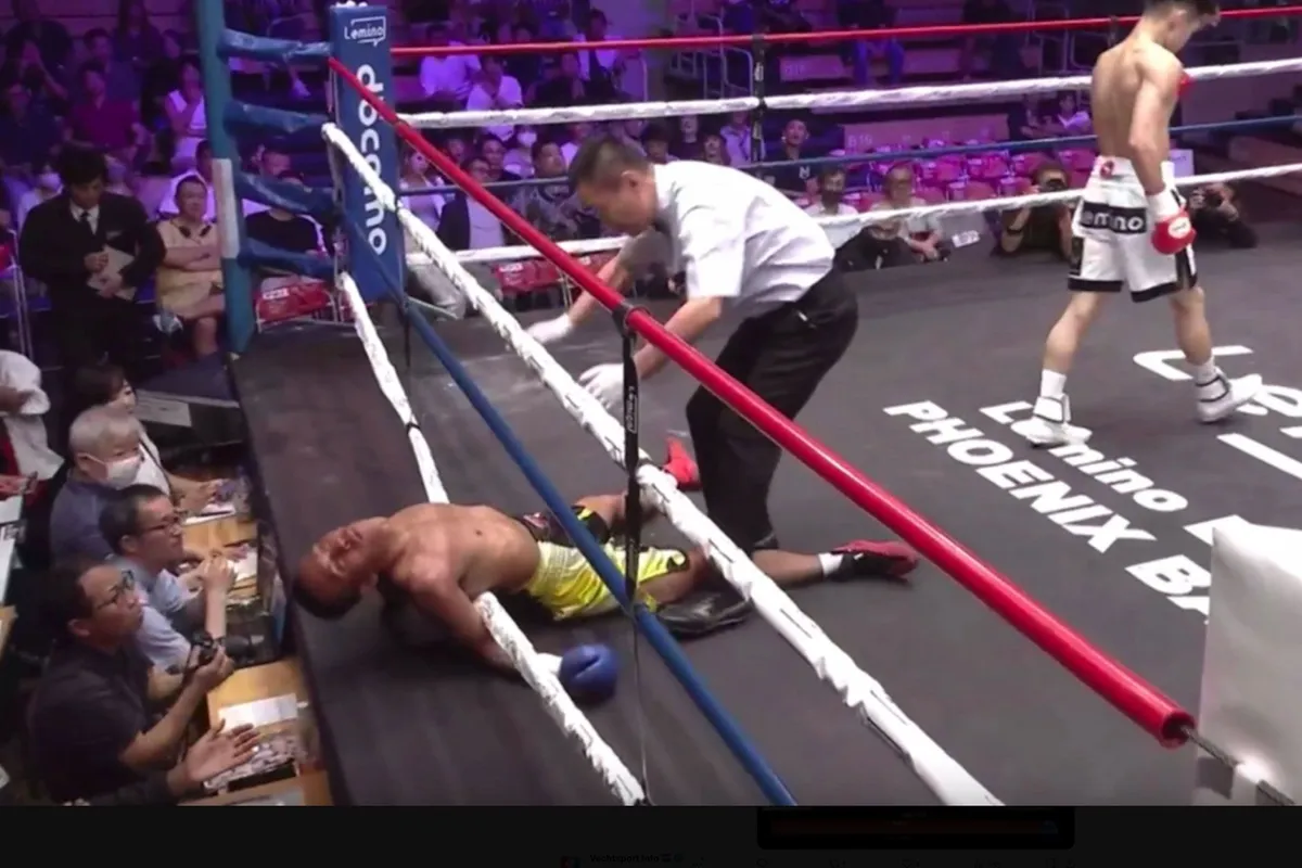 🎥 KIJKEN! Bokser slaat rivaal KO door de touwen in 26 seconden debuut