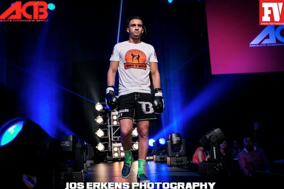 Kickbokser Challouki in opspraak na berichten aan 14 jarig meisje