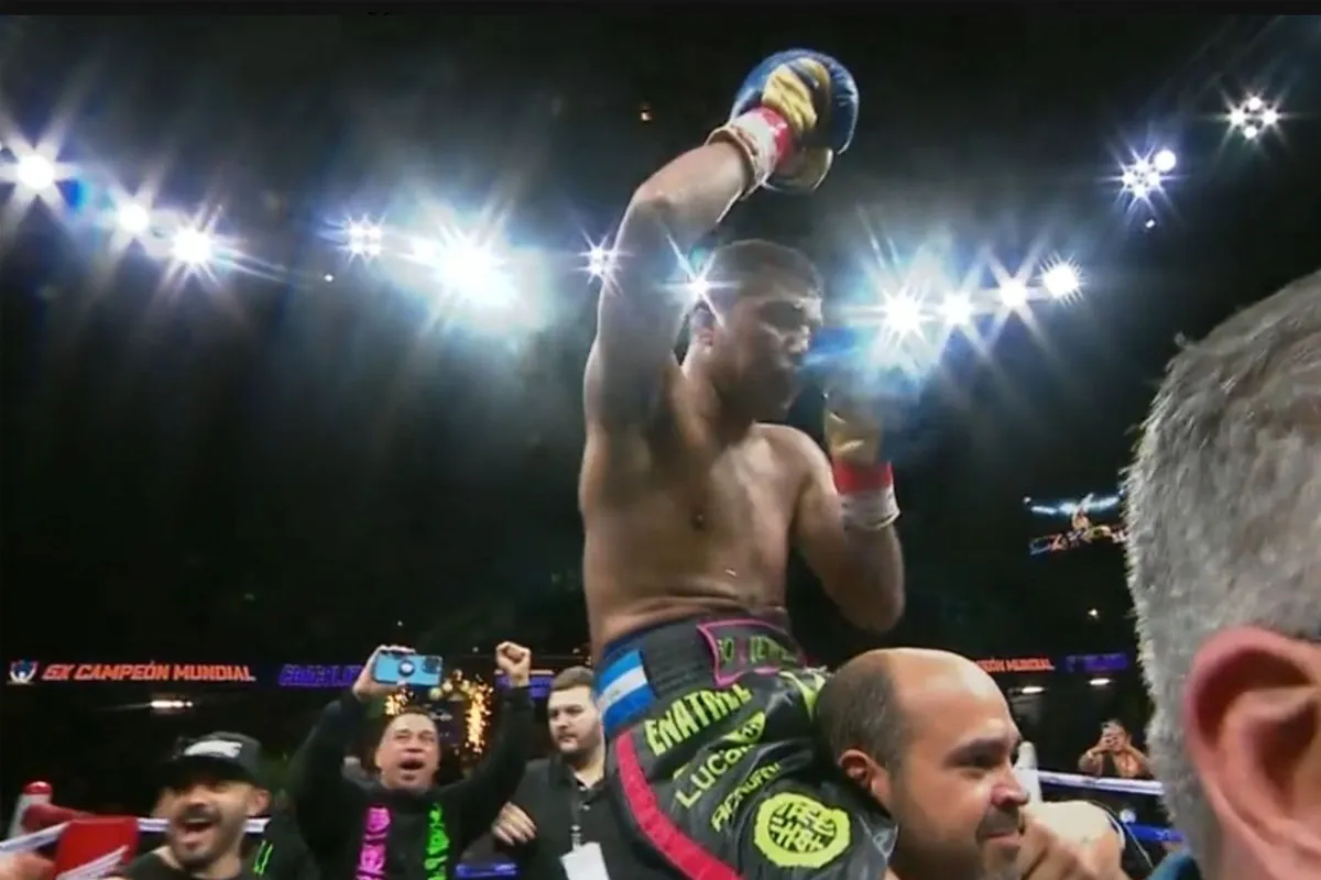 Chocolatito is terug! Bokslegende onverslaanbaar in comeback