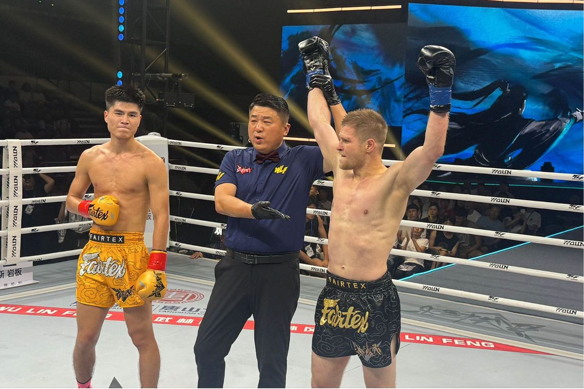 Topkickbokser Adamchuk bijna beroofd van overwinning in China