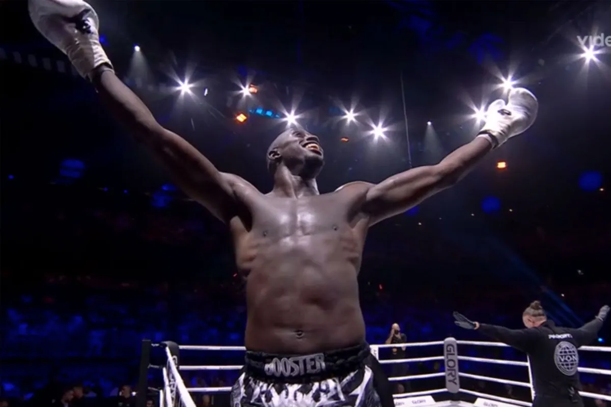 Mory Kromah bezorgt Mo Amine zware nederlaag op Glory 94