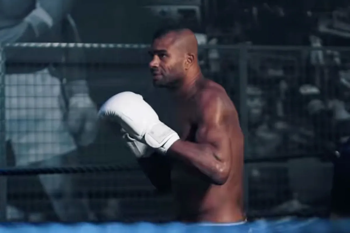 Alistair Overeem laat deur open voor comeback? 'Nieuwe kansen'