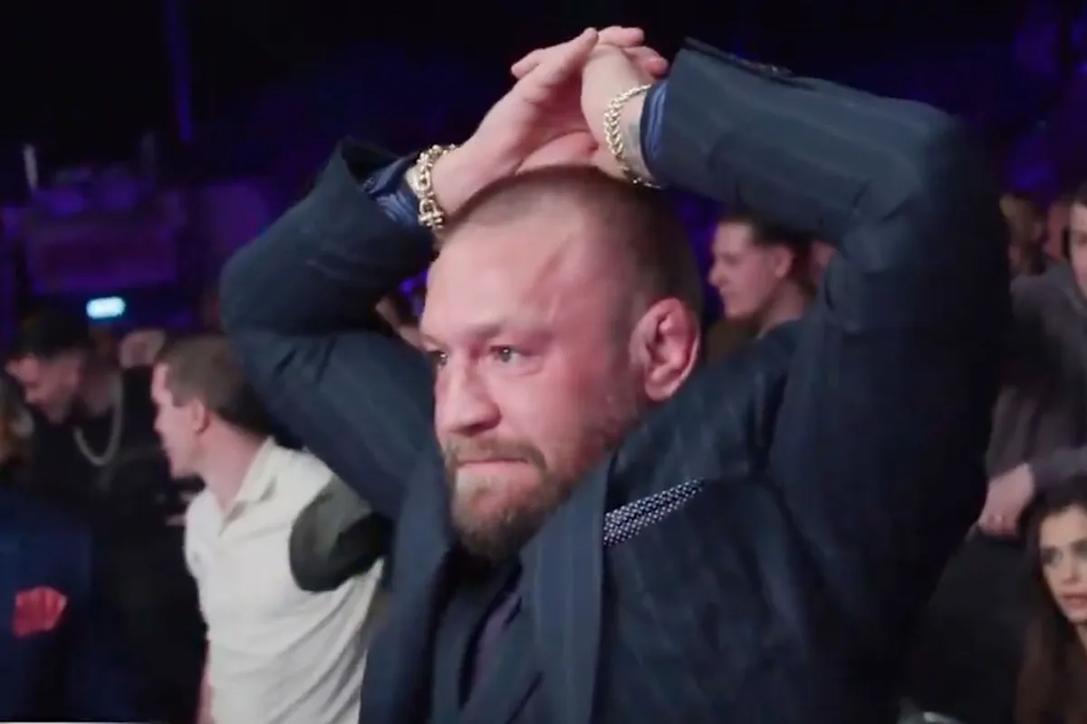 UFC-ster McGregor schrikt zich kapot: angstmoment onthult in video