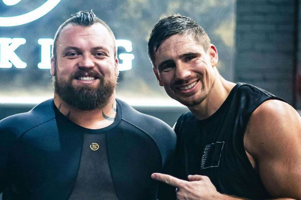 Sterkste man Eddie Hall gaat MMA debuut maken - Maakt datum bekend