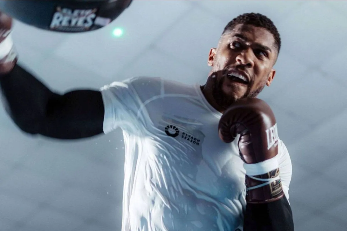 Groot gevecht bevestigd: Boksicoon Joshua keert terug in de ring!