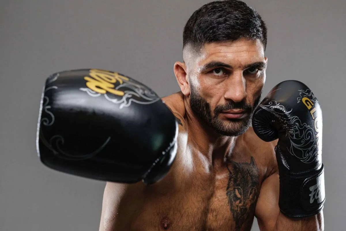 Glory's Vechtmachine Rajabzadeh's brute training zet fans op scherp! Kijk zelf