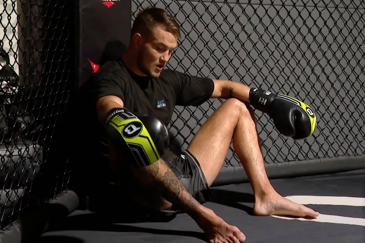 Na pijnlijke EXIT wil Jarno Errens terug naar de UFC – en hij is klaar voor oorlog!