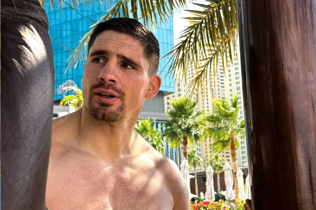 Rico Verhoeven schokt fans met mysterieuze foto: Definitief weg uit Nederland?