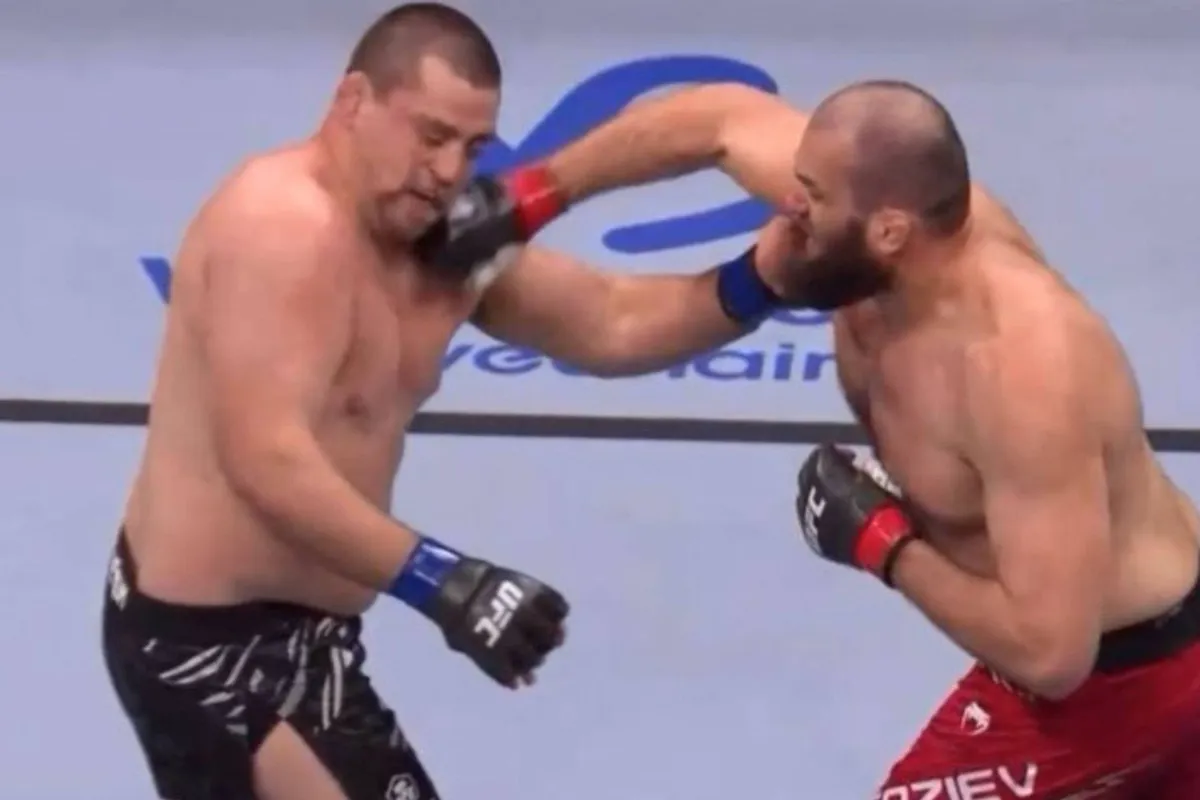 UFC Saudi-Arabia knaller! Gaziev slaat met één klap rivaal knock-out