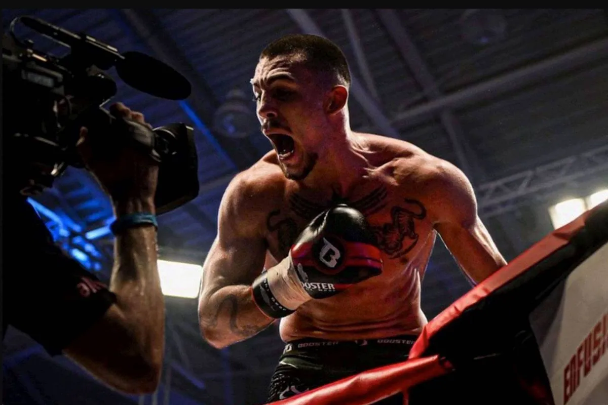 FOTO BEWIJST: Dit is waarom niemand tegen Thian de Vries wil vechten!