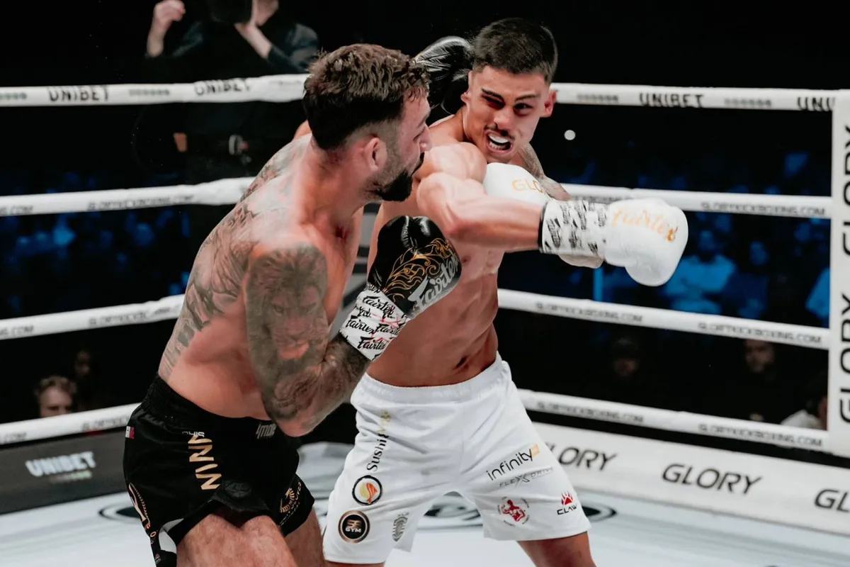 Glory-vechter Andre Santos tot de islam bekeert: 'Hij voelde zich al één van ons'