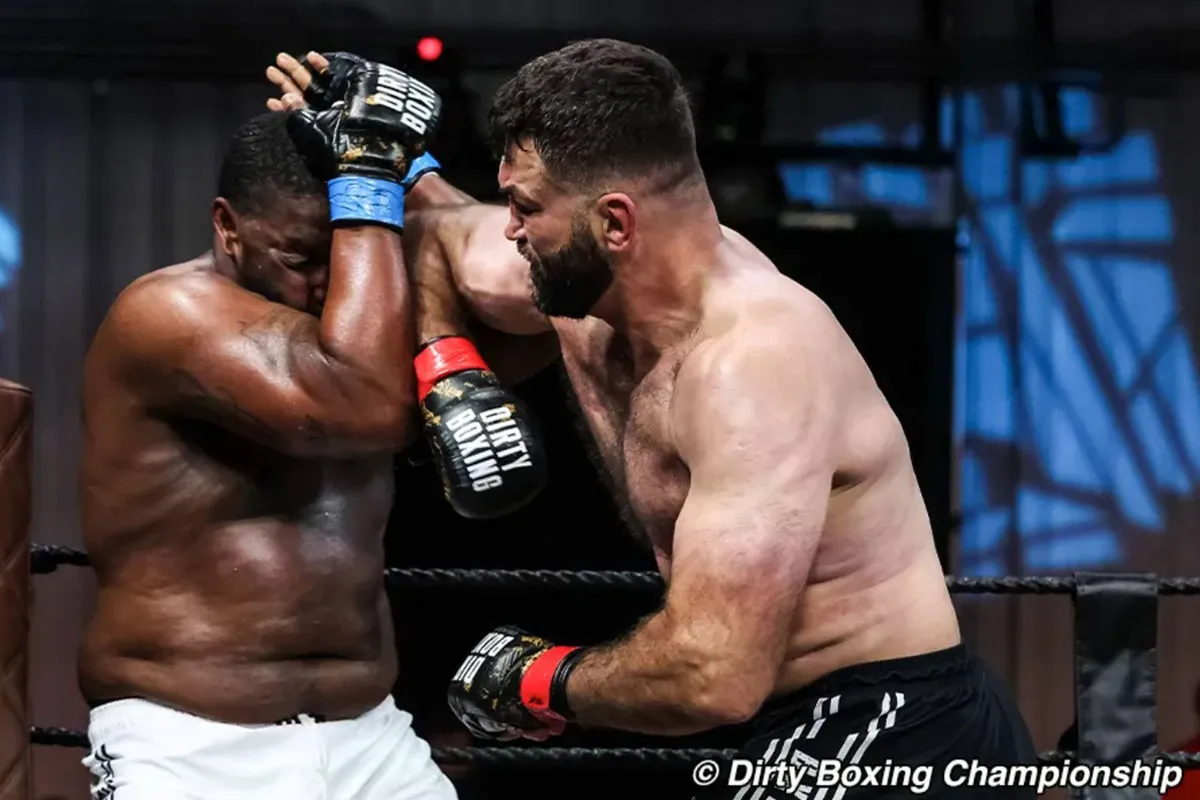 UFC oudje Arlovski sloopt tegenstander: pakt eerste winst in 10 jaar - en hoe!