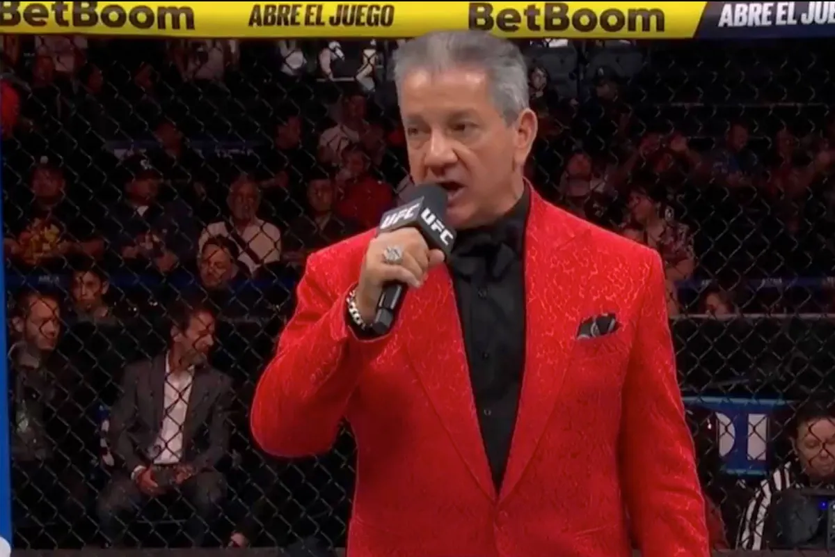 Blooper! UFC-legende maakt pijnlijke fout op live tv - tijd voor pensioen?