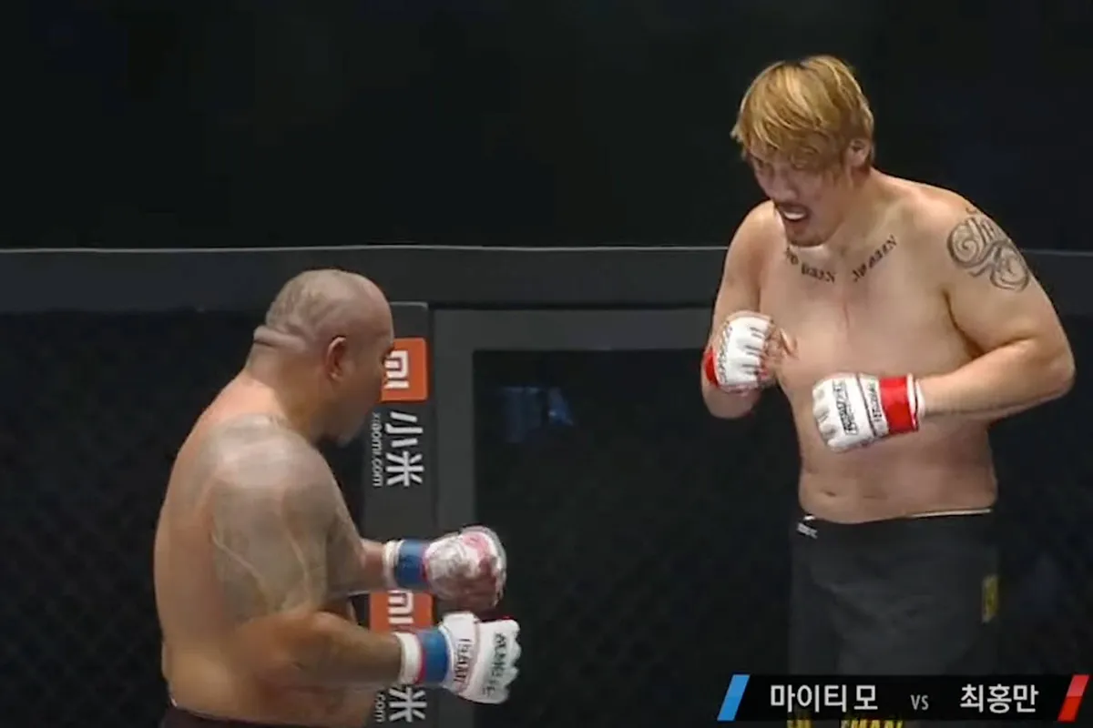 VIDEO! Vechtreus valt hard - krijgt afstraffing van zijn leven