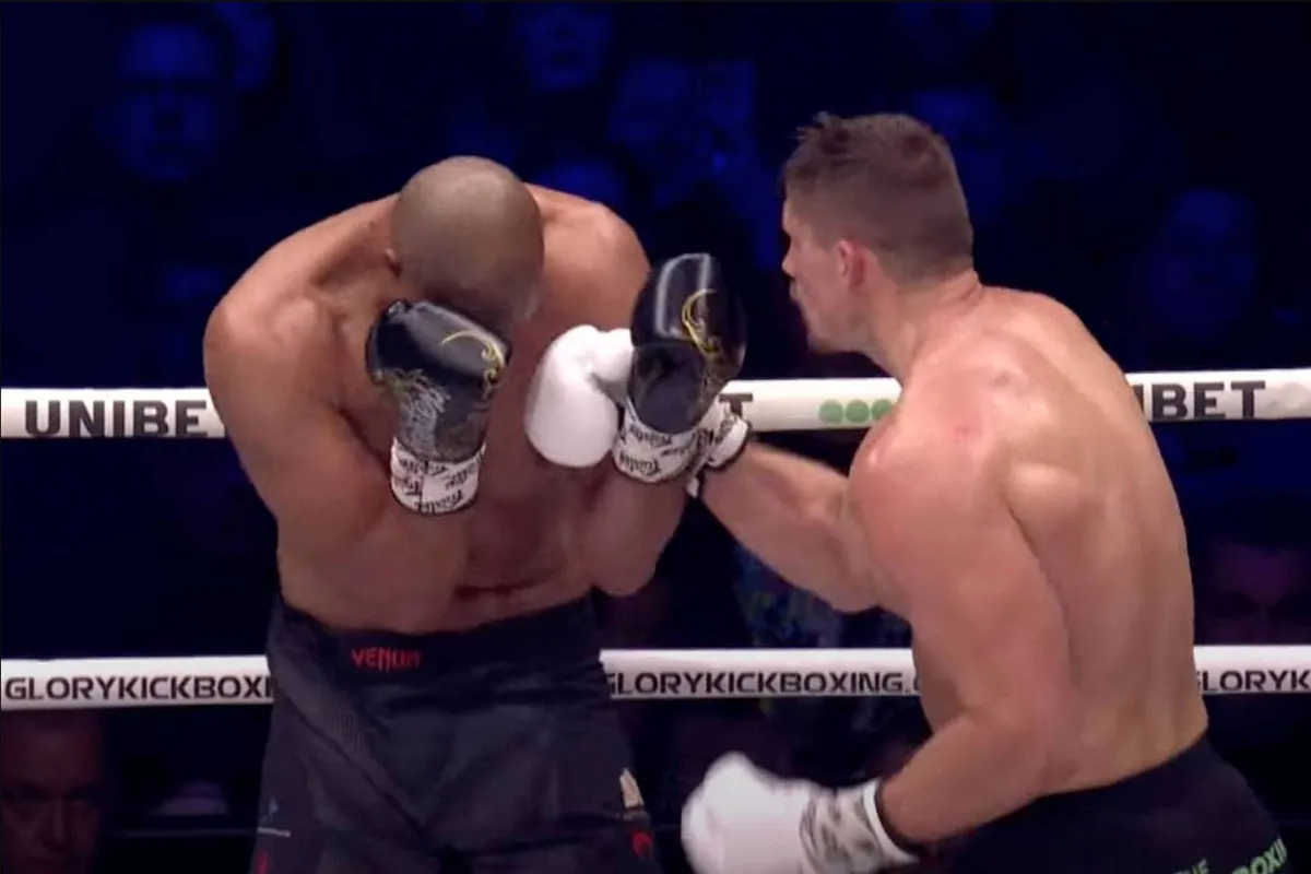 Onrust! Glory naar Amerika - komen alle vechters het land wel binnen