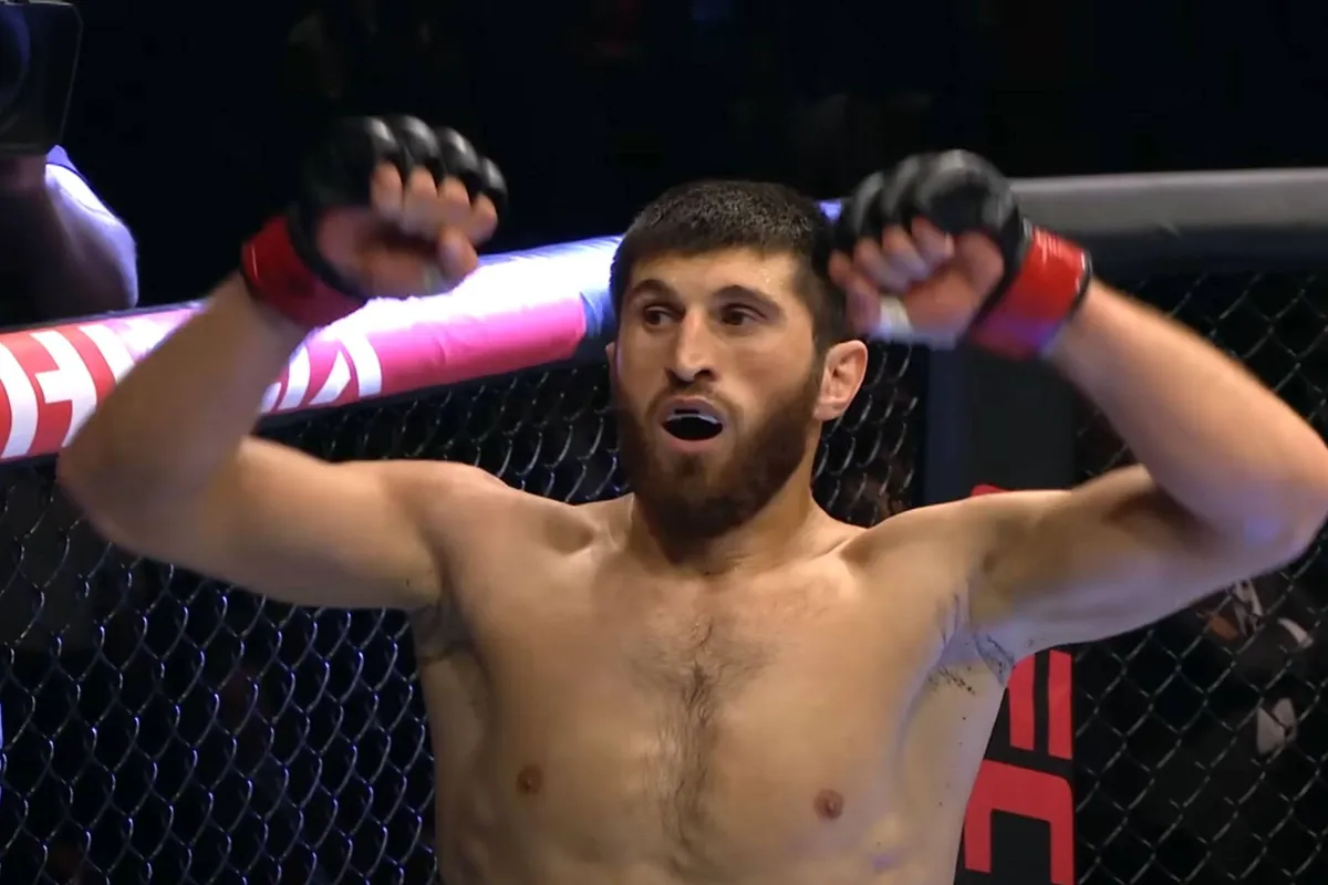 'Moslim gokken niet!' Top UFC vechter slaat media stunt af - houdt vast aan zijn geloof