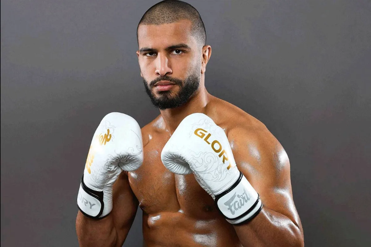 Glory vechter Mohamed Amine over comeback na diep dal - 'Ik ga alles slopen'