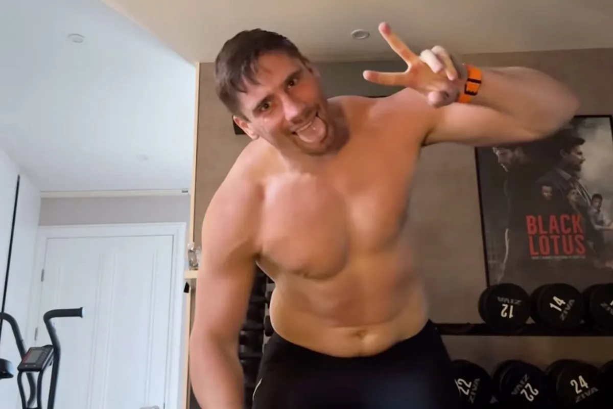 Zweetexplosie! Rico Verhoeven slooft zich weer eens uit - durf jij dit ook?