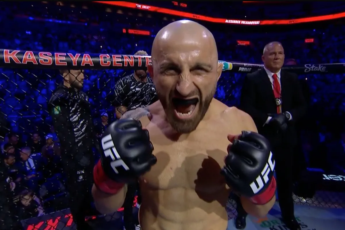 Onmenselijk! Volkanovski pakt UFC titel terug na oorlog met Lopes - dit gebeurde er!