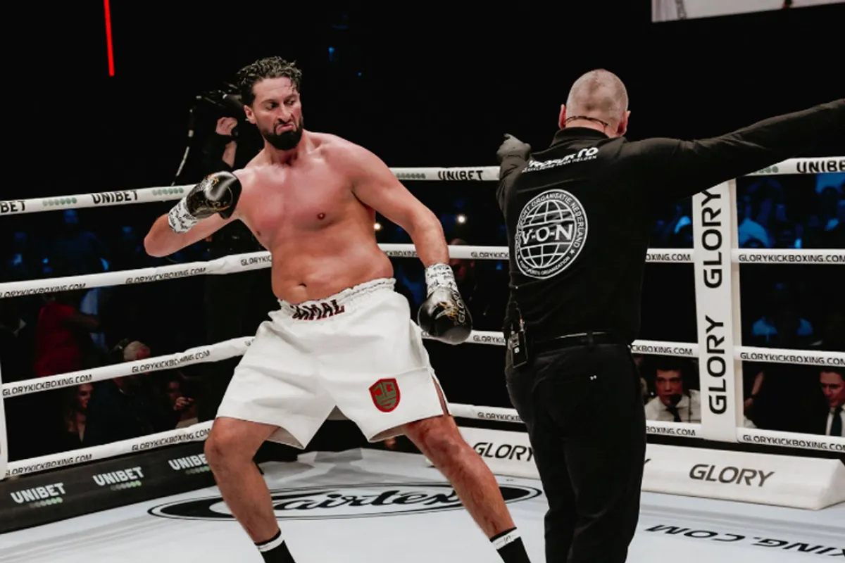 Hebben moslimvechters in het Glory toernooi een lagere winstkans?