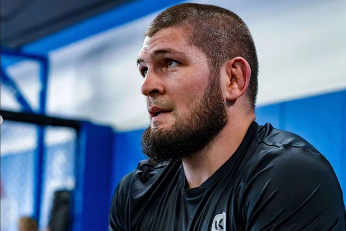 Ophef! Khabib verbiedt naam UFC-ster in zijn gym - officieel geschrapt!