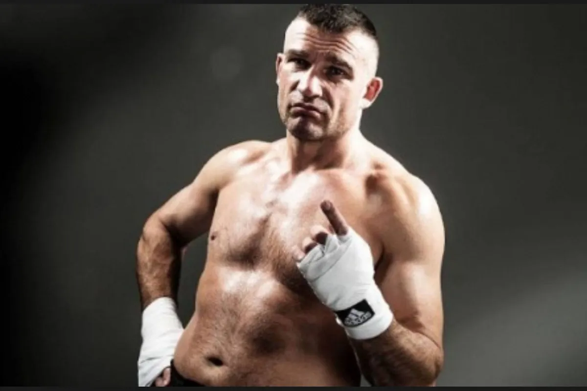 Peter Aerts in blote-vuist gevecht? 'Doe het nog één keer'