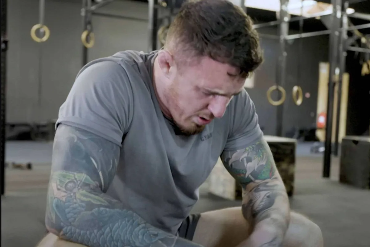 UFC-fans flippen na beelden: 'Aspinall gaat er straks keihard af tegen Jones'