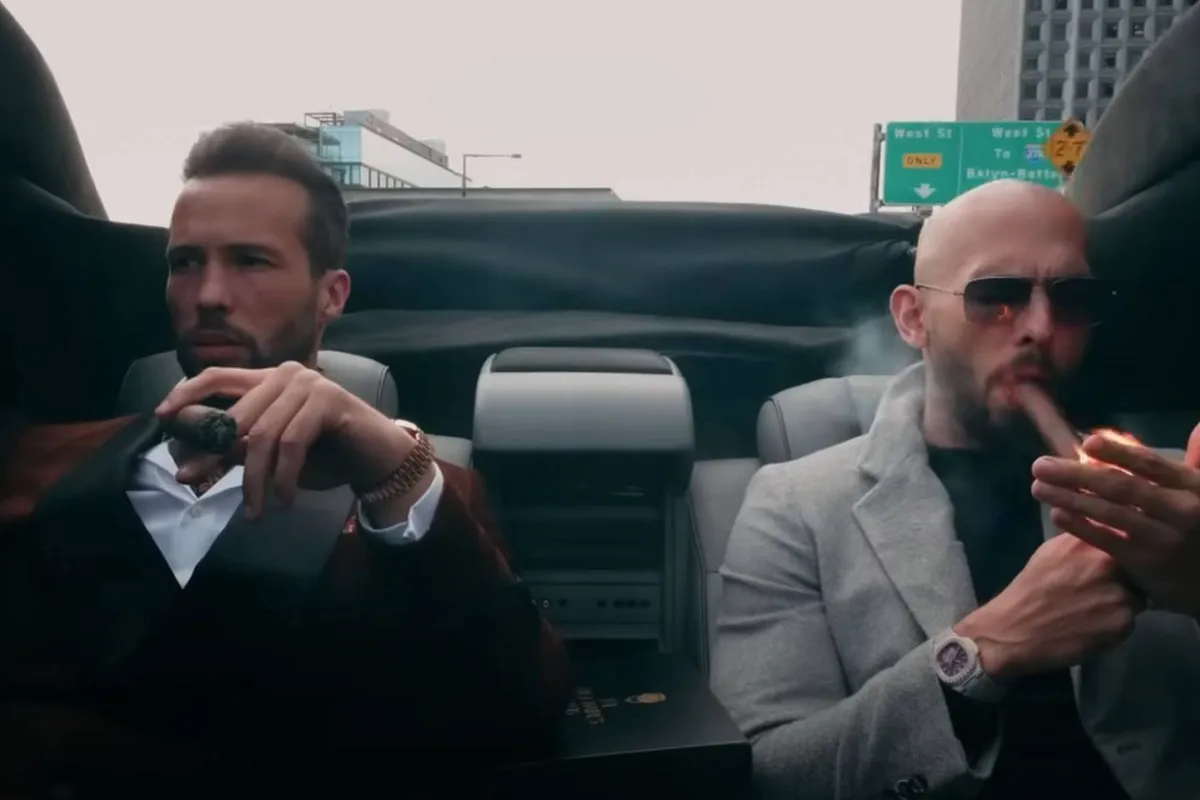 Ex Kickboksers Andrew en Tristan Tate aangeklaagd voor 21 misdaden in VK - dit zijn de feiten!