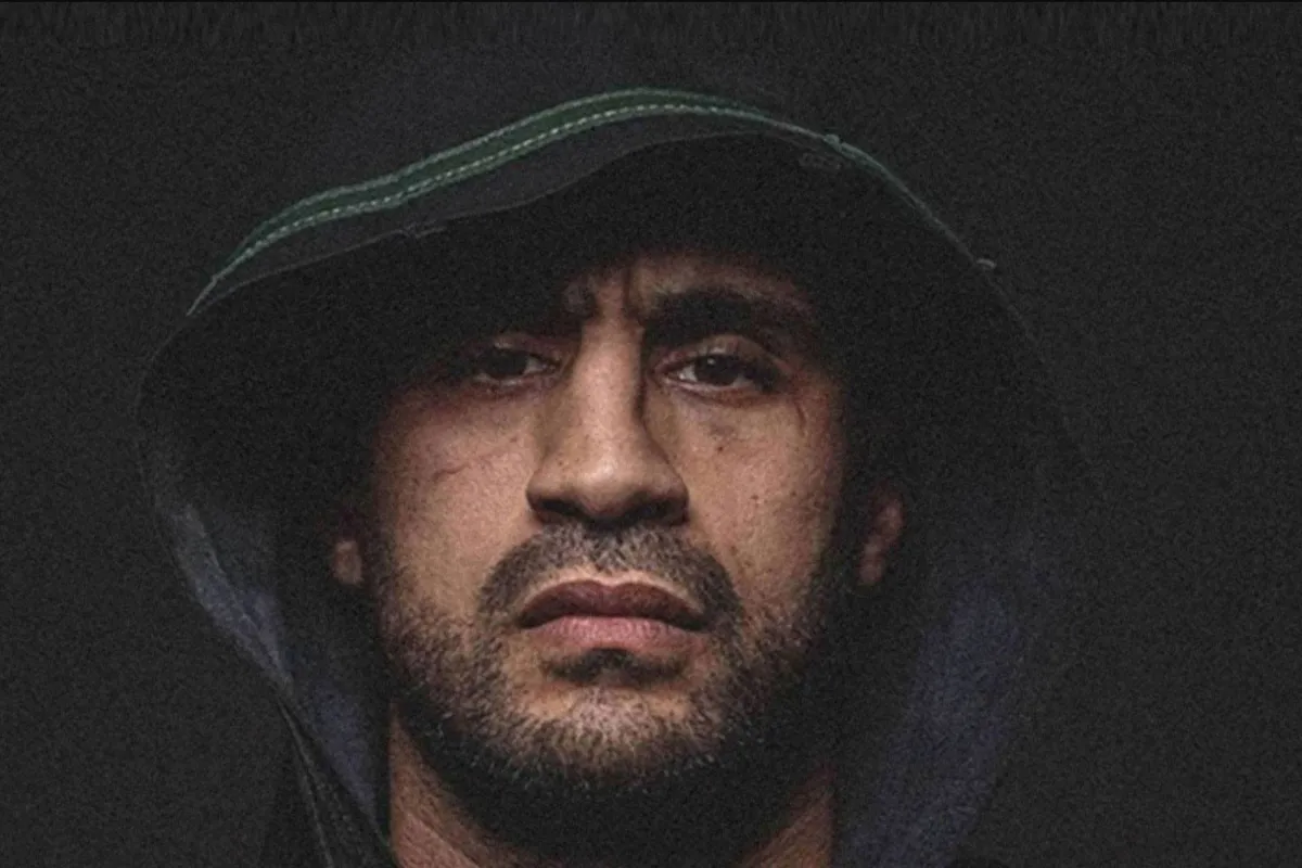 Badr Hari verloor álles, maar Glory blijft hem eren!