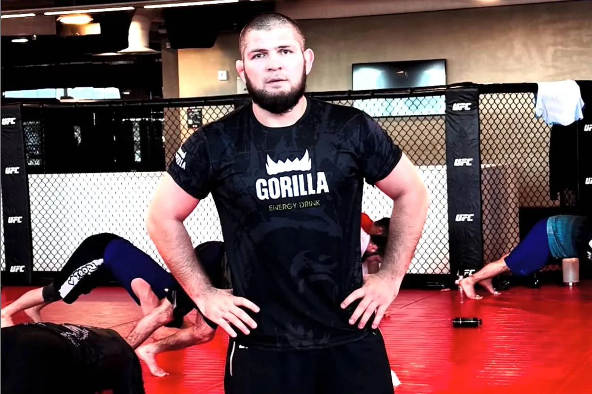 UFC legende Khabib ontvangt bijzondere prijs - dit betekent alles!
