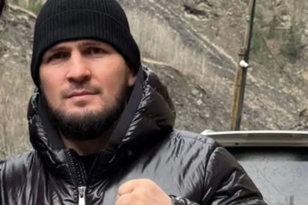 UFC icoon Khabib weigert influencer toegang na ‘gay video’ - niet in mijn gym!