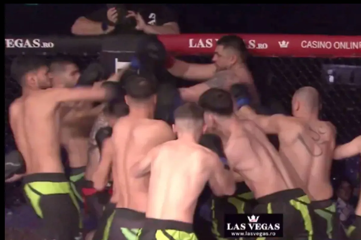 Lachen of huilen? 10 tegen 2 MMA-gevecht in Roemenië - chaos breekt los