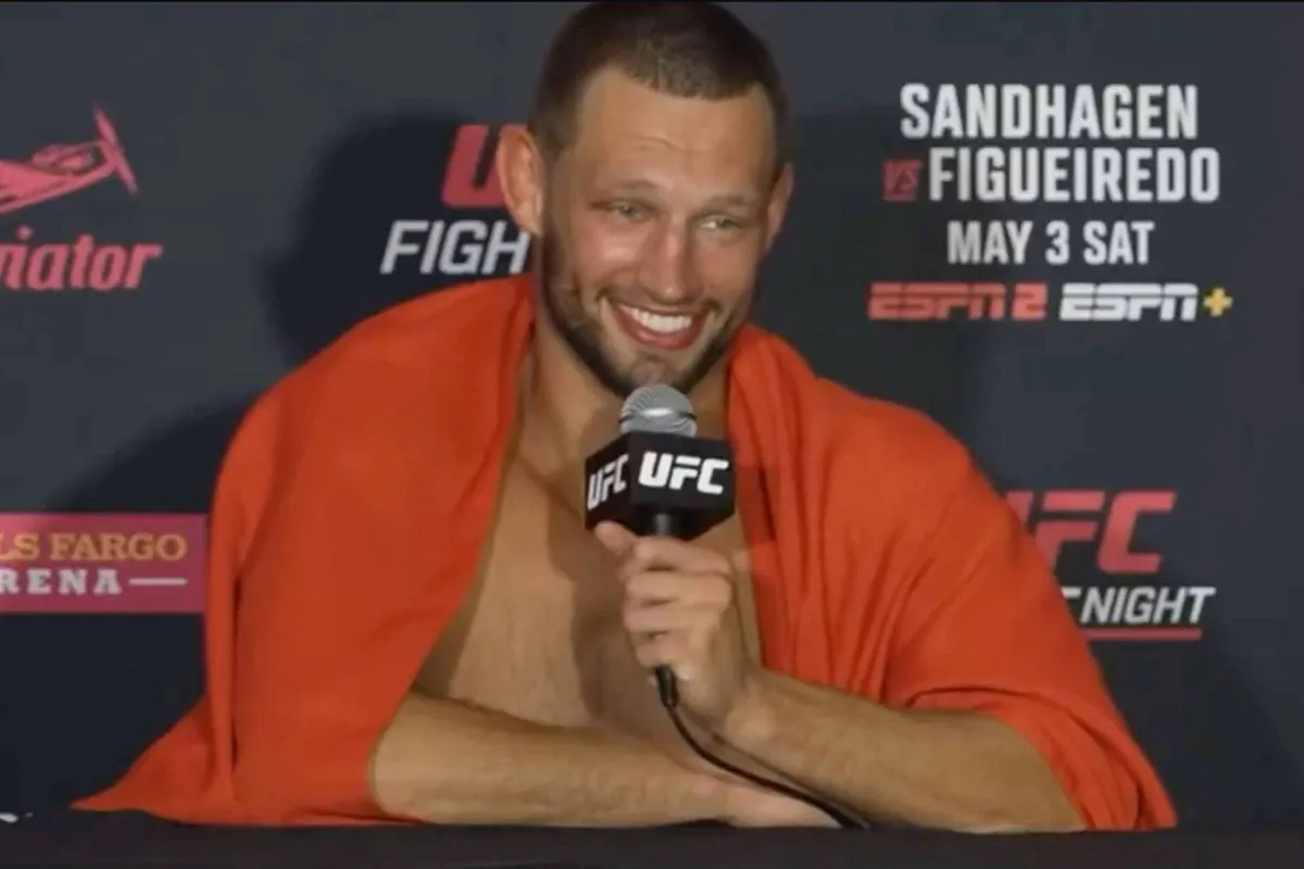 Nederlandse UFC-ster De Ridder reageert op haatbericht - dit is waarom ik vertrok!