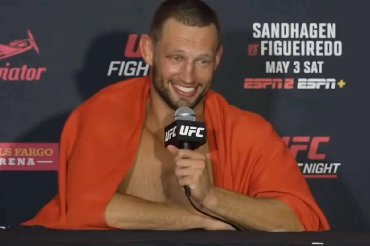 'Hij brak onder mijn handen': UFC-ster De Ridder onthult hoe hij rivaal sloopte