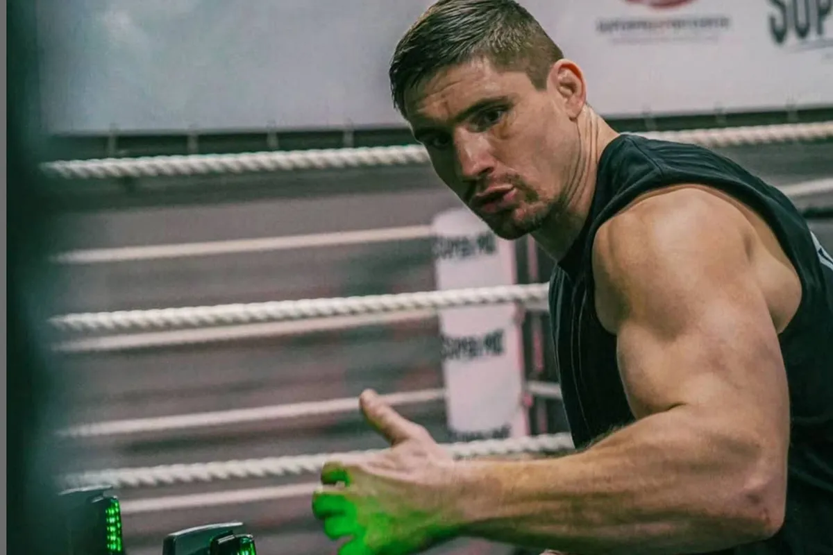 Rico Verhoeven schreeuwt het uit tijdens relaxmoment - ‘kijk eens wat een grote!’