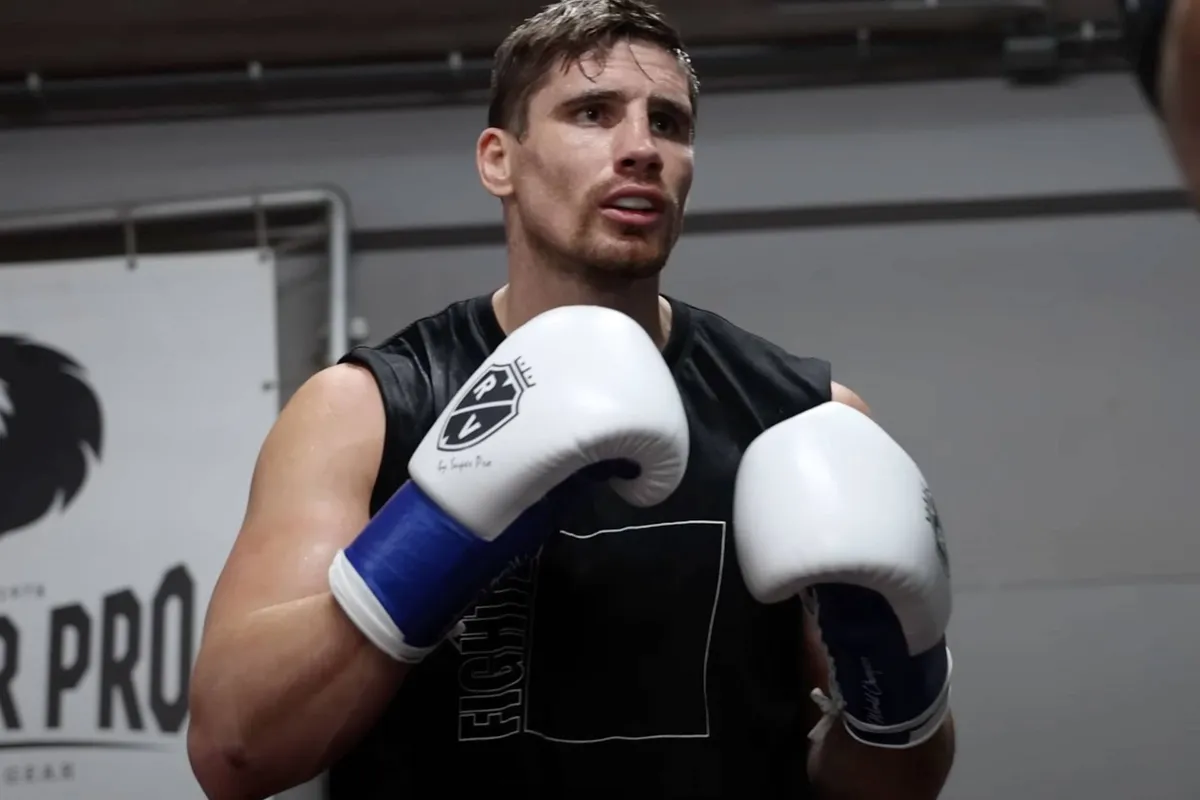 Rico Verhoeven doet nogal gewaagde uitspraak over Rus Vakhitov