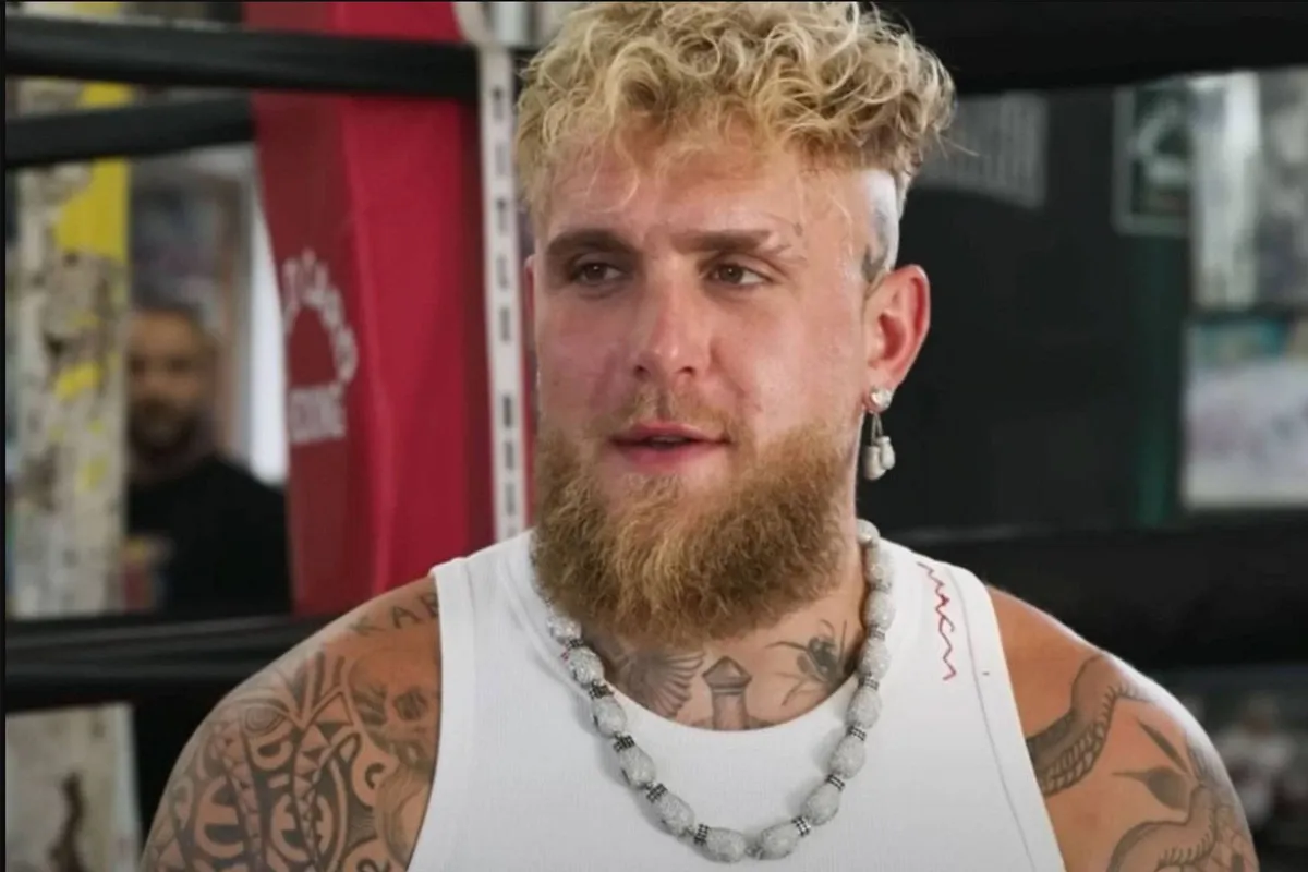 Jake Paul maakt rivaal belachelijk in bizarre video - fans reageren geschokt