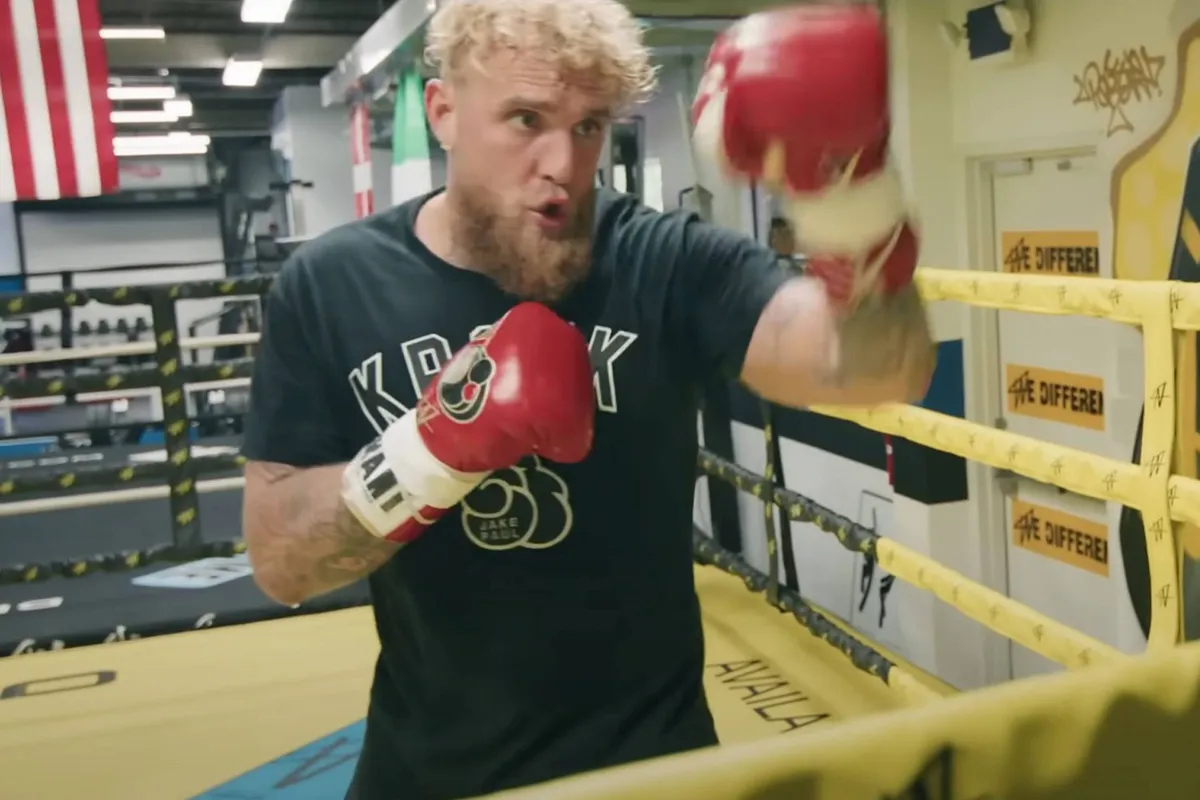 Binnenkijken! Jake en Logan Paul laten eindelijk hun geheime gym zien