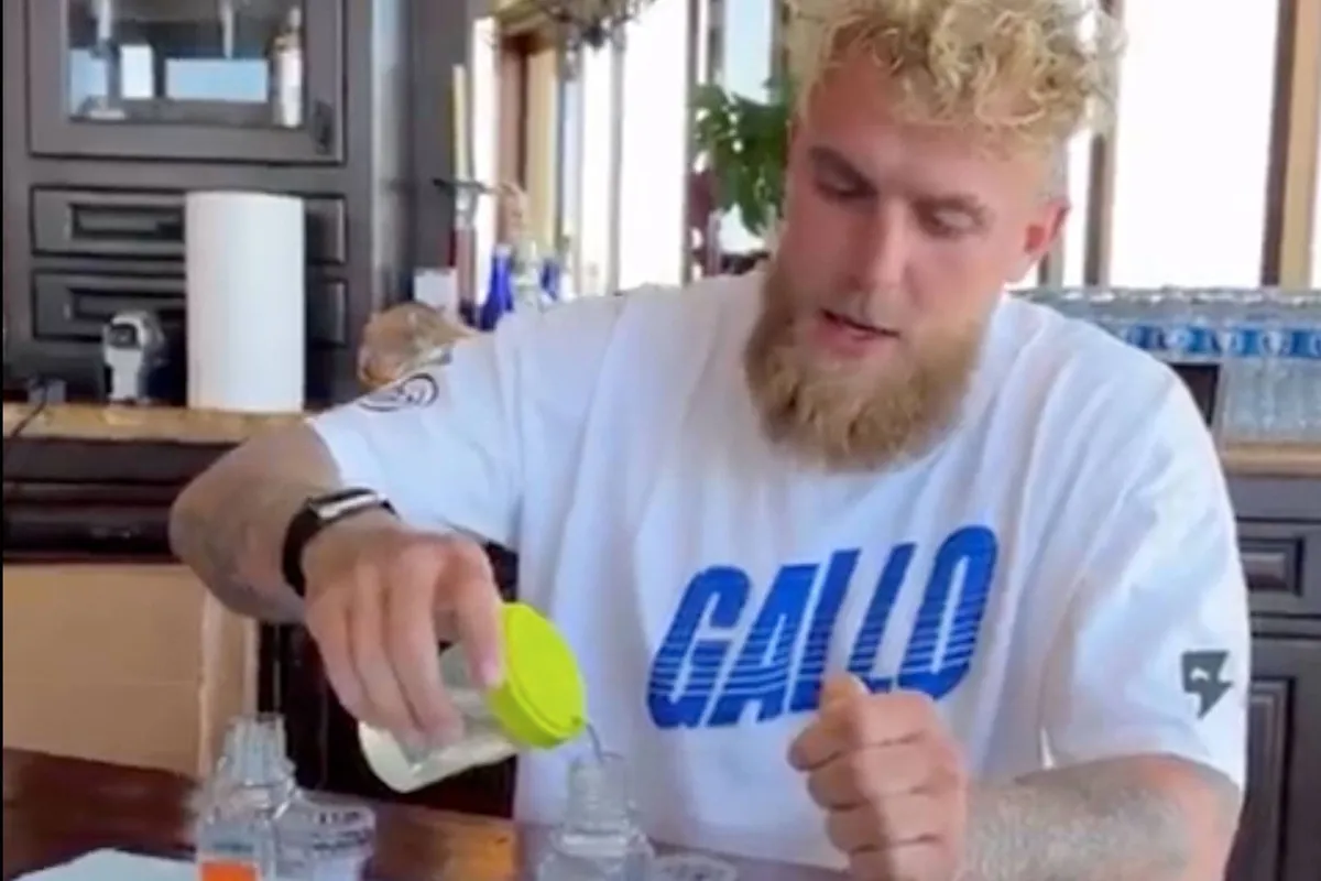 Jake Paul doet live dopingtest vlak voor Chávez Jr gevecht - internet ontploft