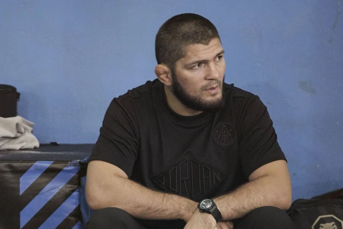 Vechtlegende Khabib sloopt UFC kampioen met één woord - Het doet echt pijn?