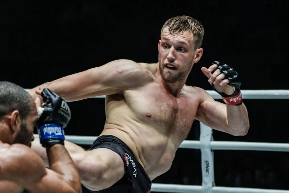UFC sensatie De Ridder breekt met verleden - alleen zo kans op titelgevecht!