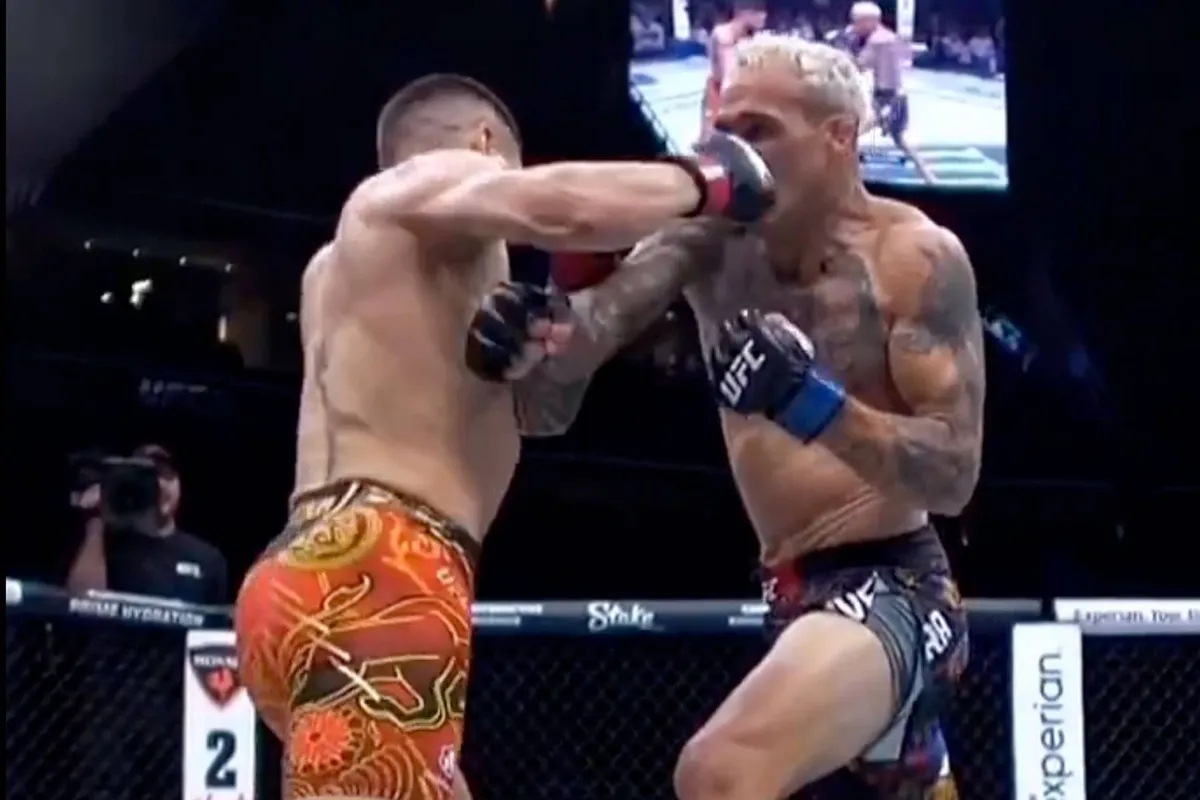 'Wat een sukkel!' UFC-ster uitgemaakt voor idioot na pijnlijke afgang