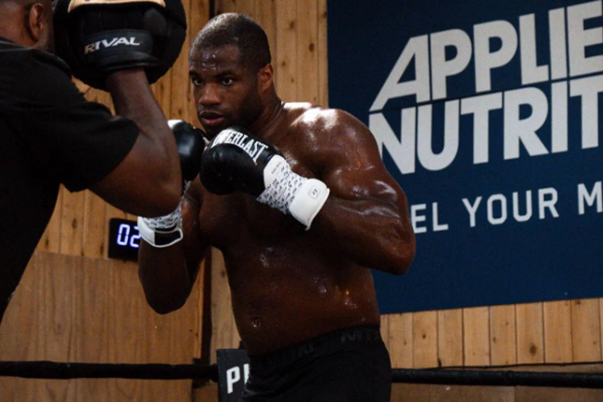 Ophef om onderzoek 'FOUT' gedrag topbokser Dubois: 'Dit heeft miljoenen gekost'