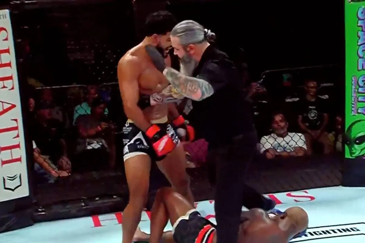 Niet te geloven! UFC-veteraan (42) genadeloos afgemaakt - 11 nederlagen op rij