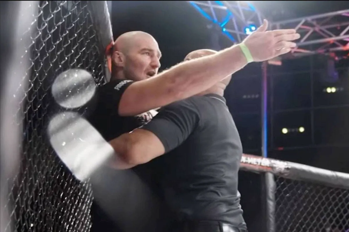 Schorsing UFC ster Strickland verlengd na domme actie - kost dit zijn carrière?