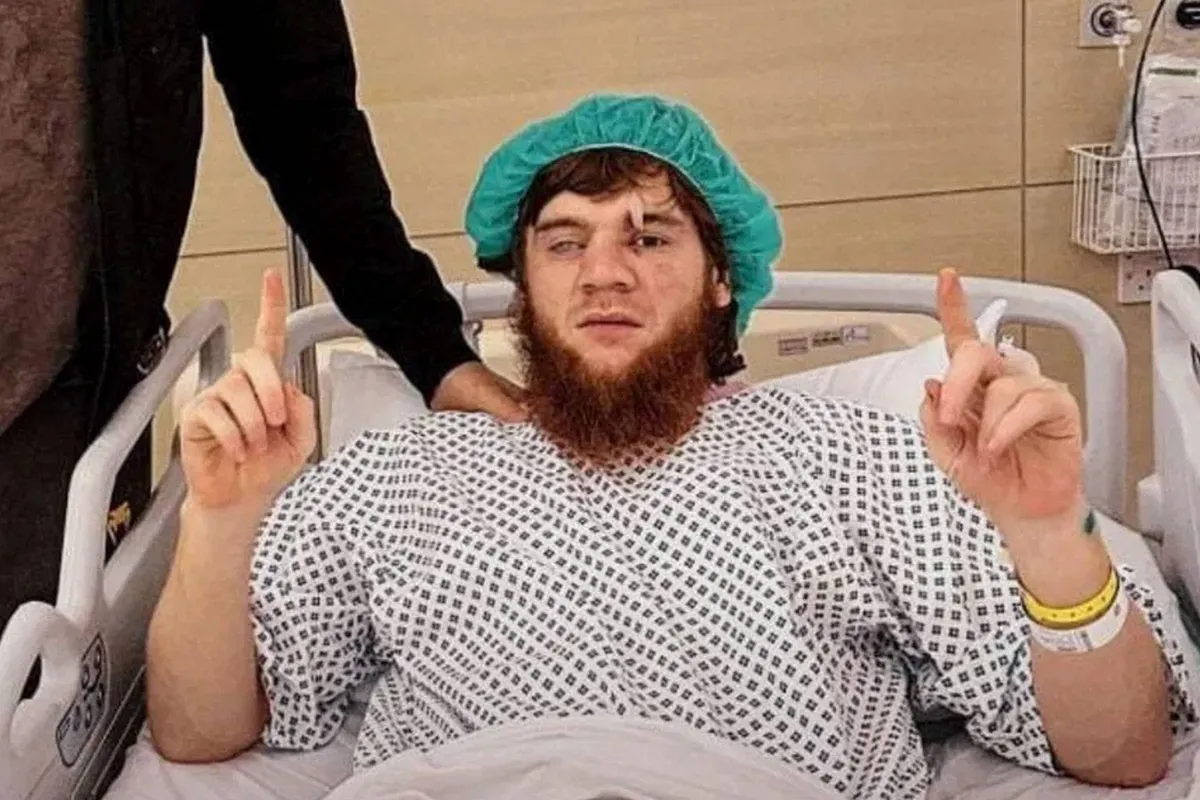 Spoedoperatie voor half-blinde UFC vechter Shara Bullit na heftig gevecht in Abu Dhabi