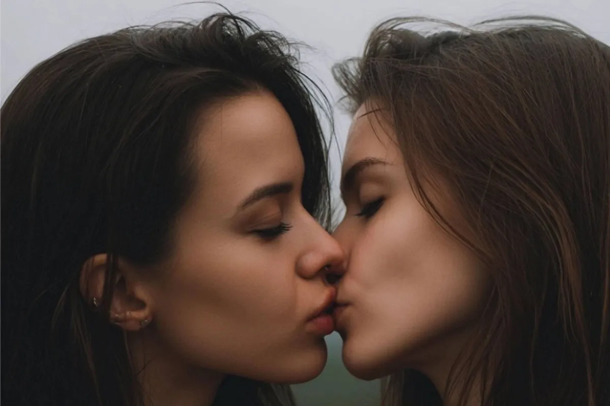 Openlijk queer! Waarom zoveel vrouwelijke MMA vechters lesbisch zijn - en wie dat zijn