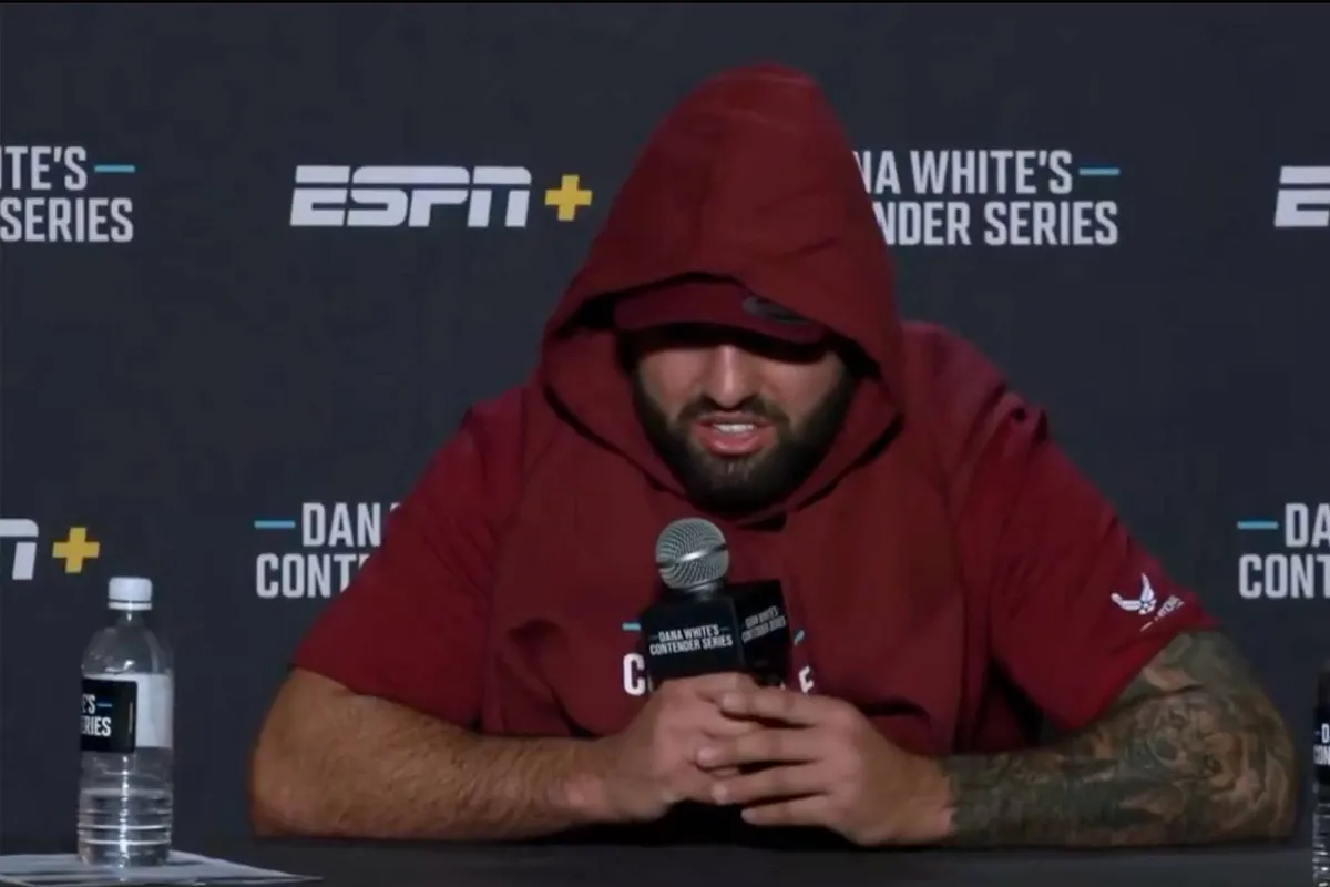 Nieuwe UFC vechter beloofd pedofielen en moordenaars pak slaag - 'Alle grenzen voorbij'